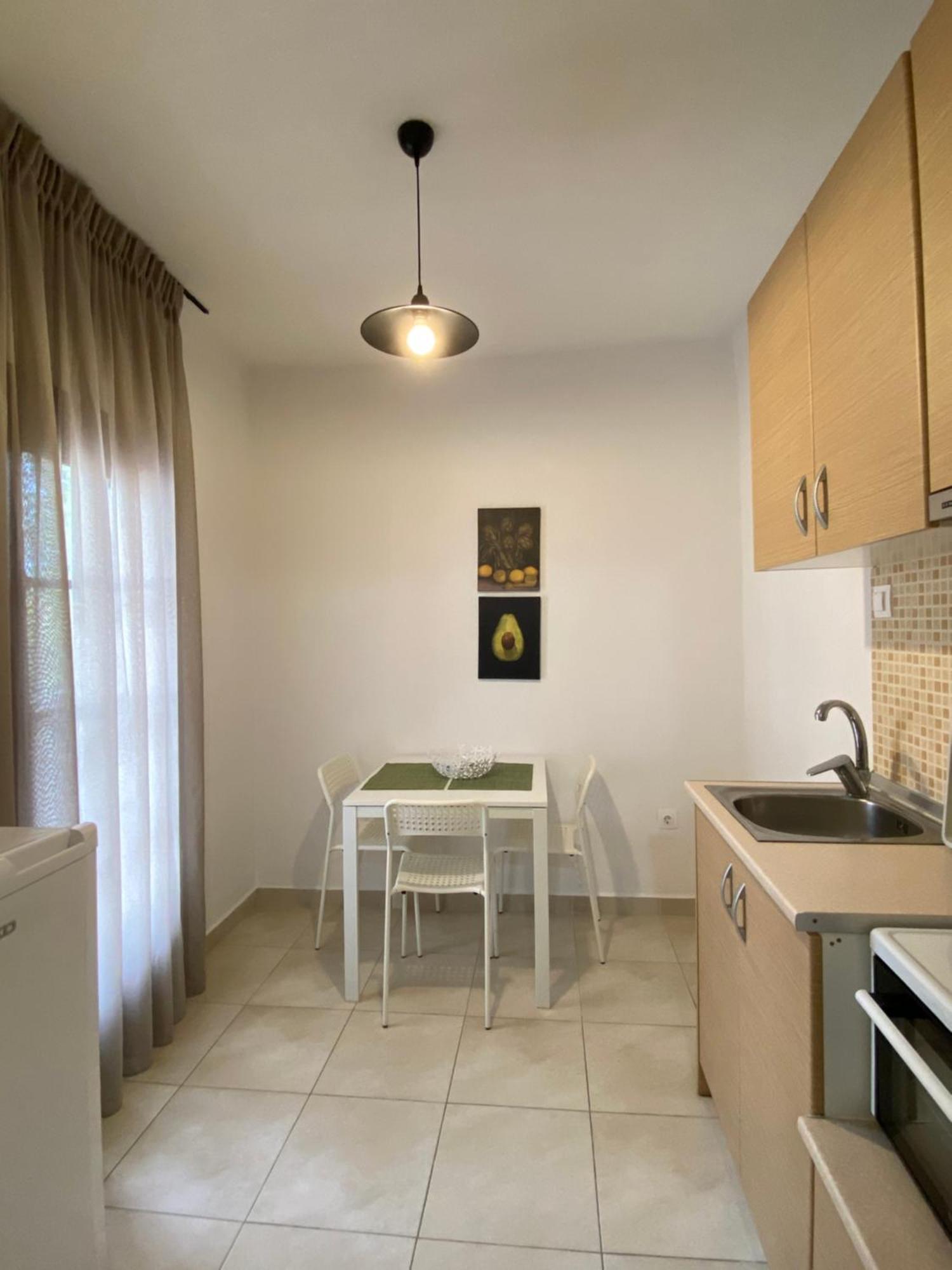 Georgoudi Apartments Nikiti  Eksteriør billede
