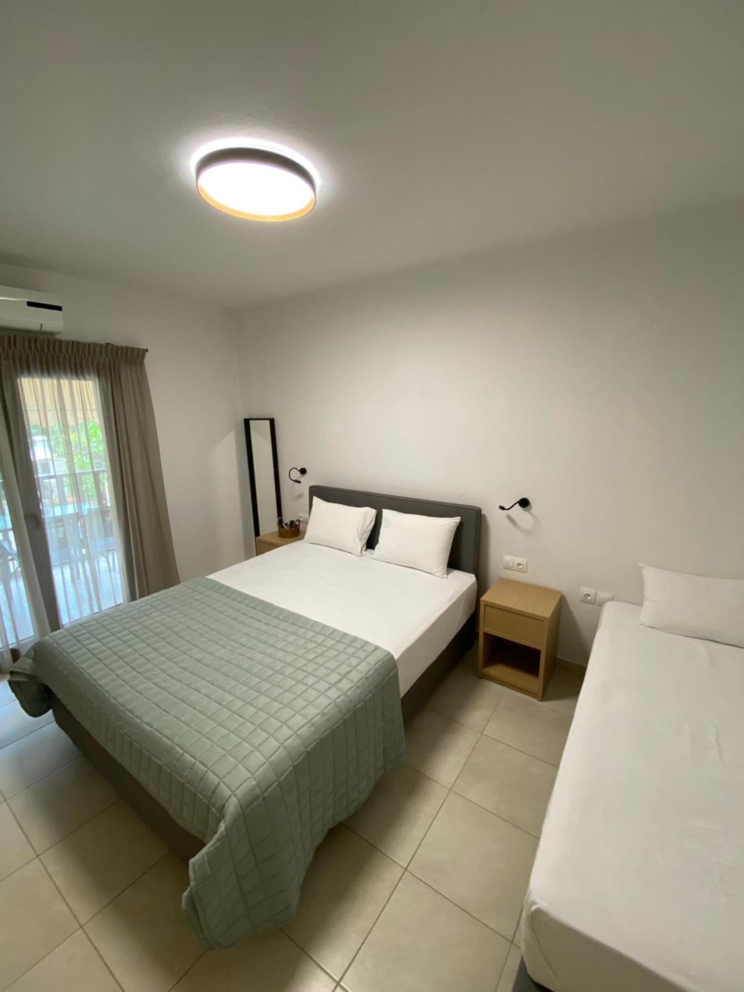Georgoudi Apartments Nikiti  Eksteriør billede